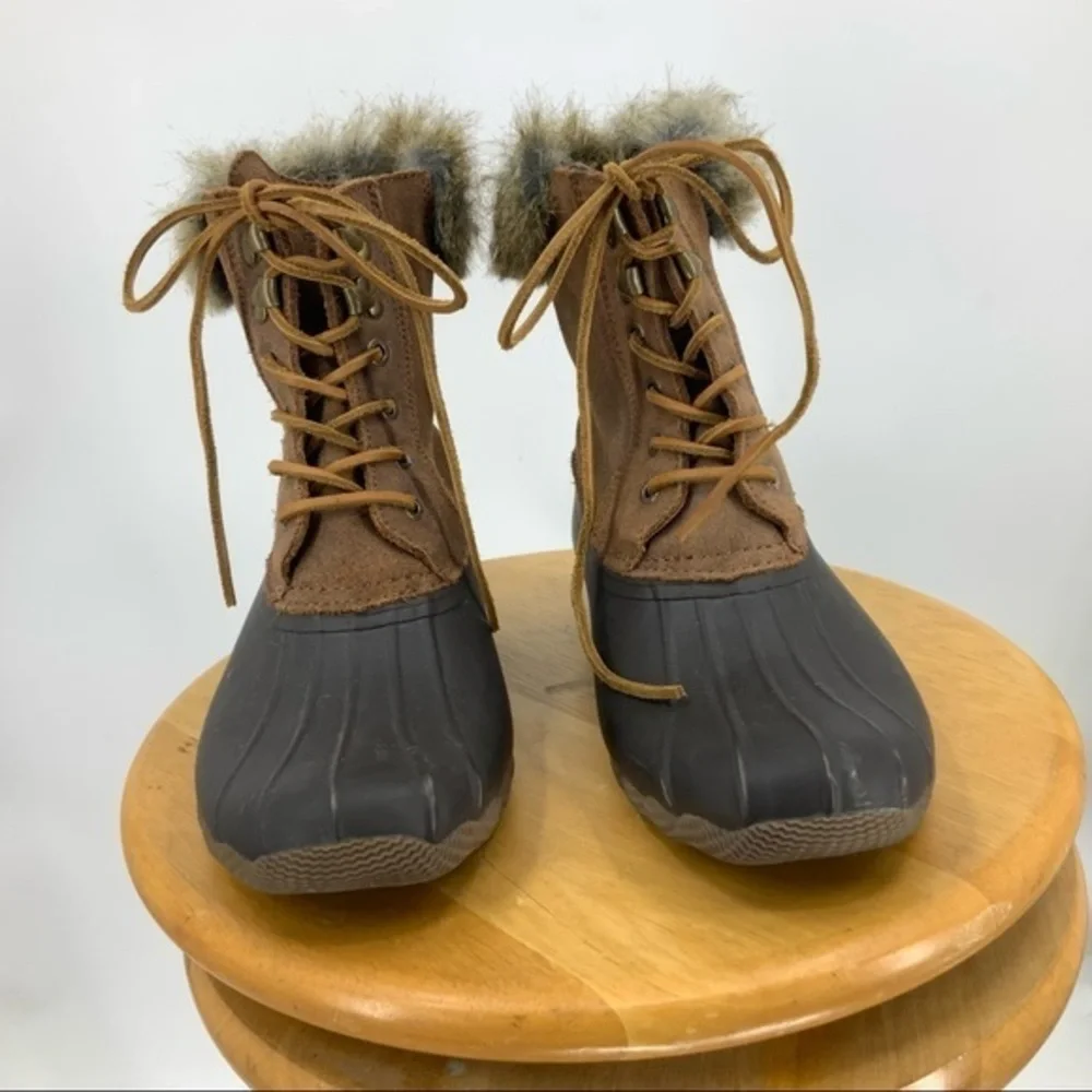 Sperrys faux fur  trimmed rubber duck boot 8.5